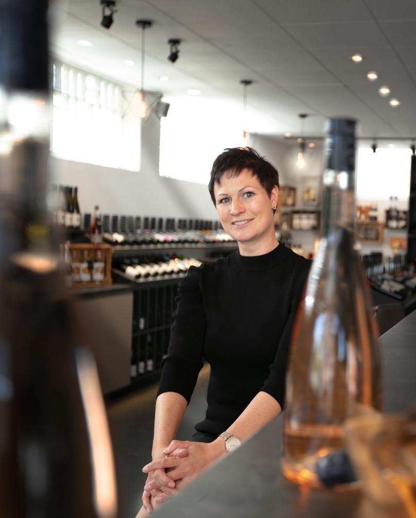 Marleen Sturm, Weinexpertin und Inhaberin Vinothek Vintage 1989 in Friedrichshafen am Bodensee